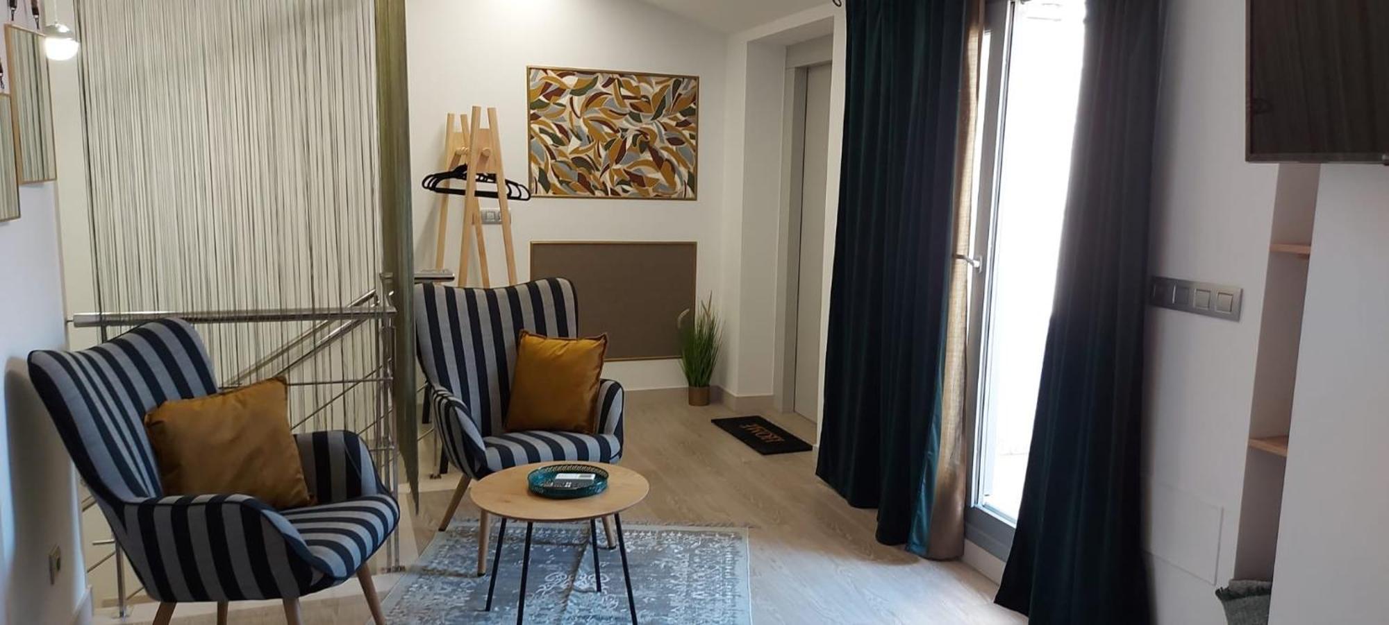 Stone House Premium