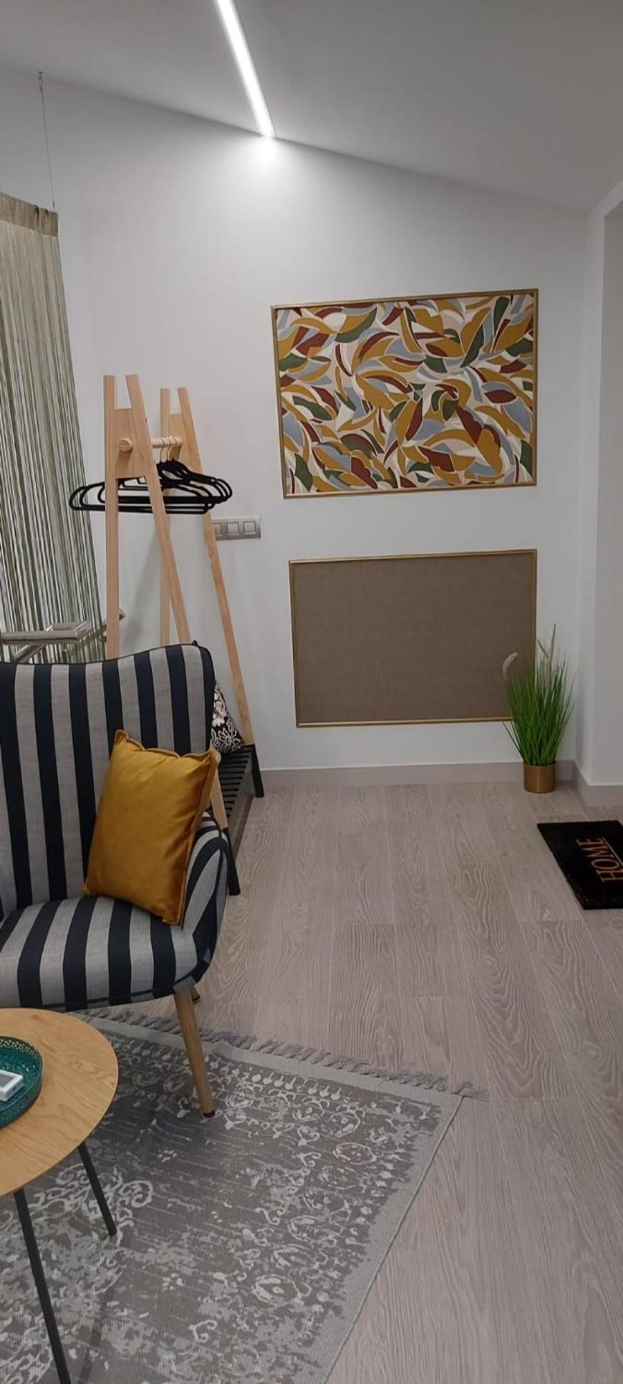 Apartment Stone House Premium